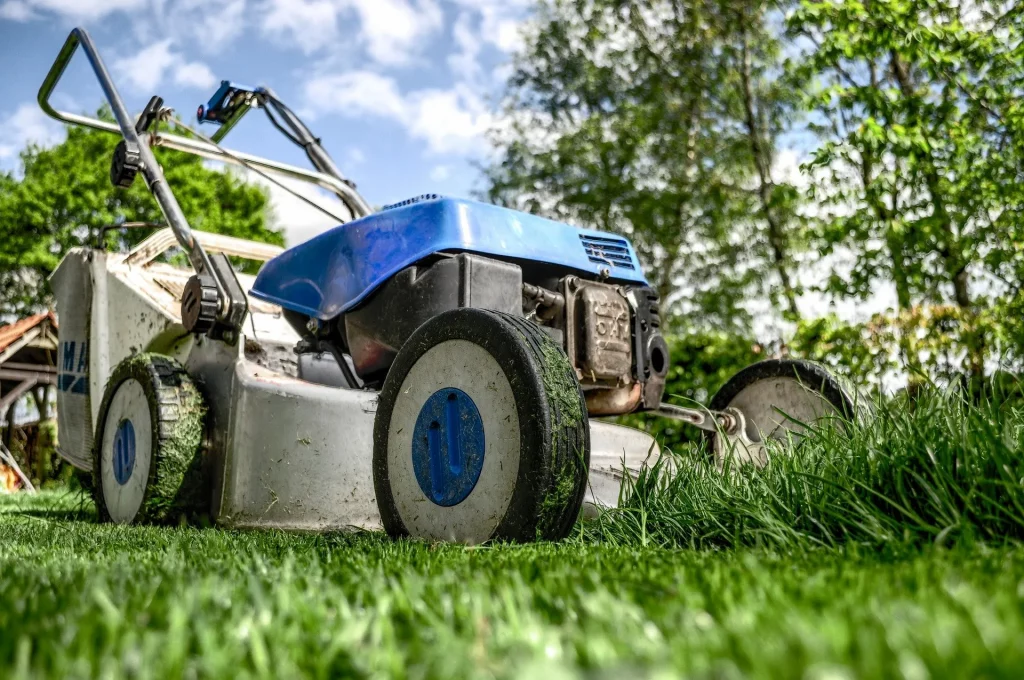 LawnmoweR